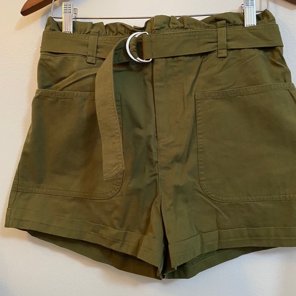 Cargo shorts - Picture 2 of 5